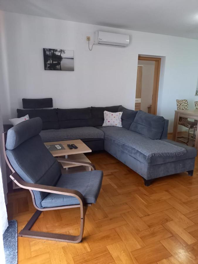 Apartmani Afrodita Crikvenica Ngoại thất bức ảnh