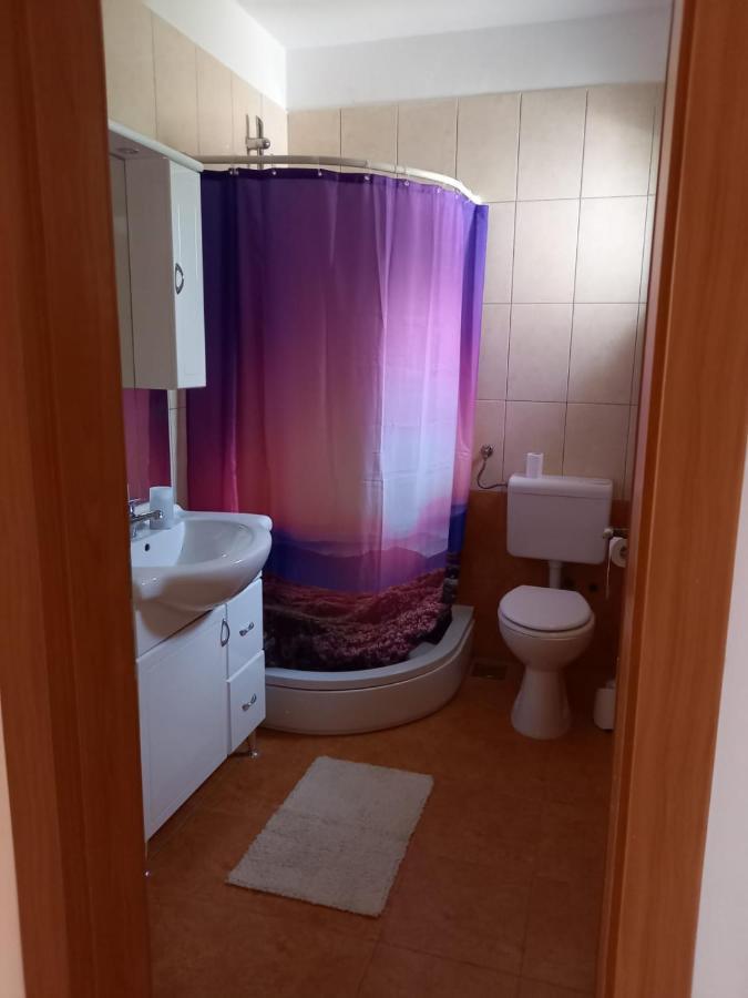 Apartmani Afrodita Crikvenica Ngoại thất bức ảnh